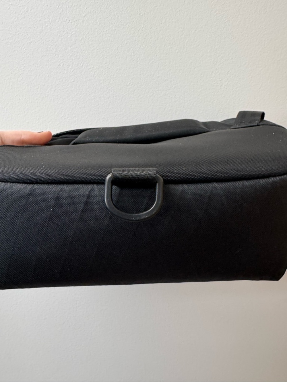 Alpaka Black Men’s Travel Sling Bag - Picture 7 of 8